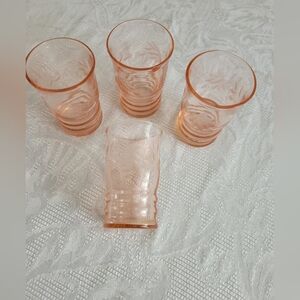 VTG  4 pink depression 2 ounce glasses etched. 1 has chip at rim, see 4th pic.
